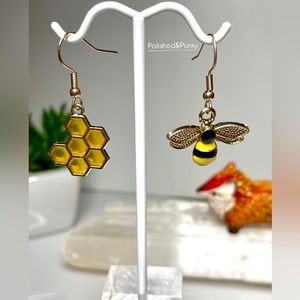 Bee Earrings ~ Bee Dangle Earrings ~ Gold  Earrings ~ honeycomb earrings ~ Box